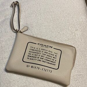 Coach Story patch Pouch